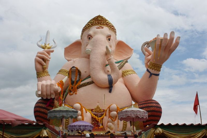 คำบูชาพระพิฆเณศ ประสบความสำเร็จในชีวิต