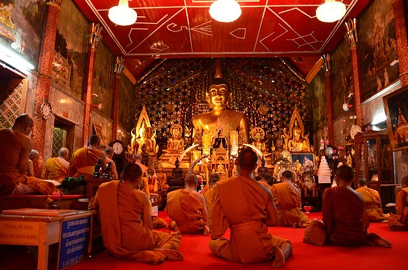 บทสวดทำวัตรเย็น